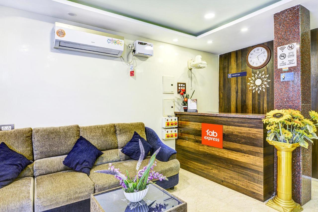Oyo 5225 Neighbour Inn Chennai Exterior photo